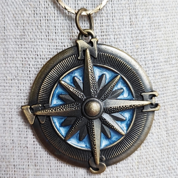 COMPASS Light Blue Pearlized Enamel Brass Tone Necklace Large Pendant Unsigned - Picture 1 of 5